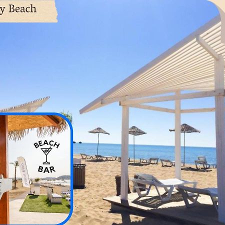 Luxury Sea View Two Bedroom Apartment In Caesar Resort & Spa, Long Beach Perivolia tou Trikomou Extérieur photo