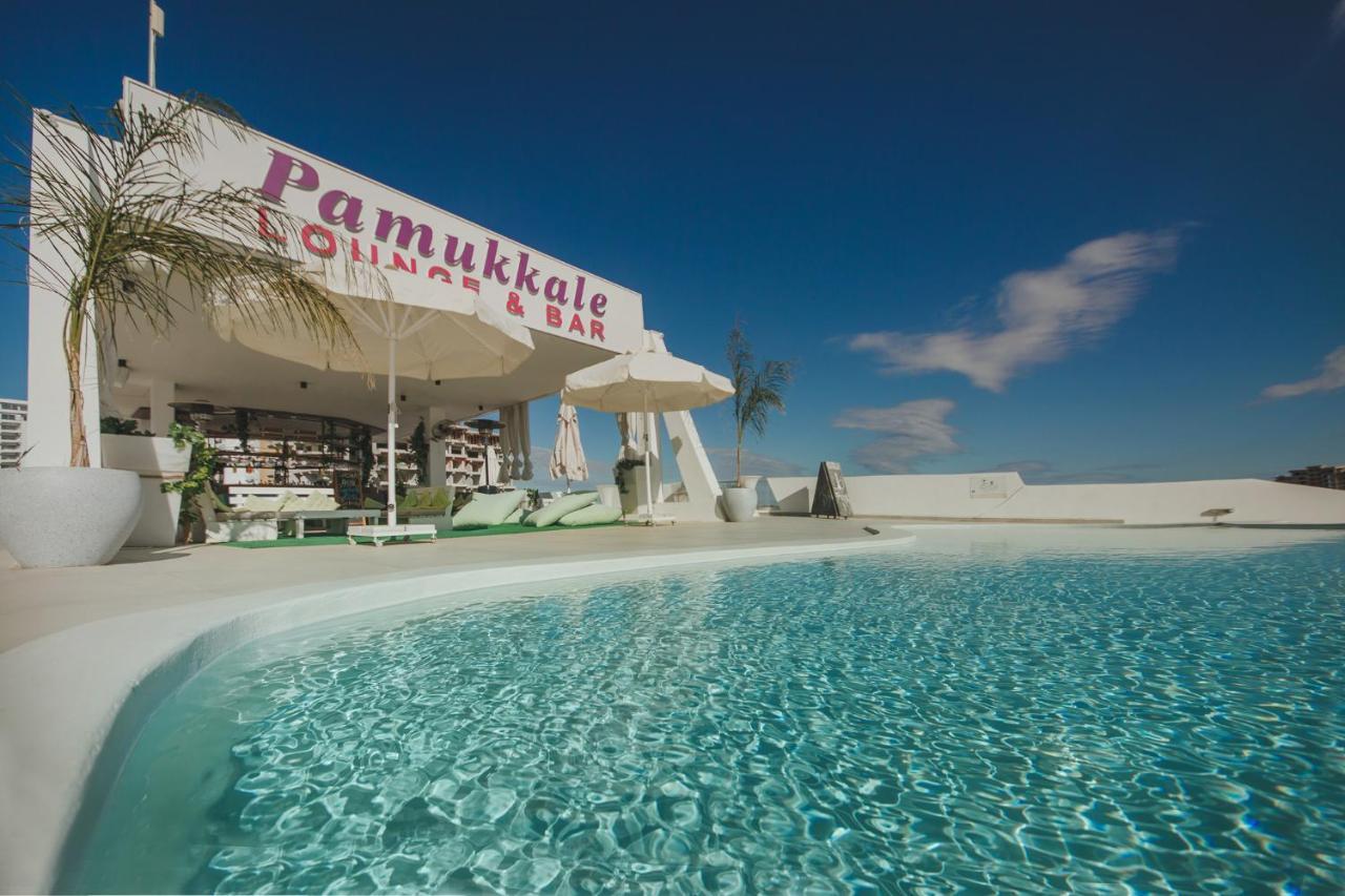 Luxury Sea View Two Bedroom Apartment In Caesar Resort & Spa, Long Beach Perivolia tou Trikomou Extérieur photo
